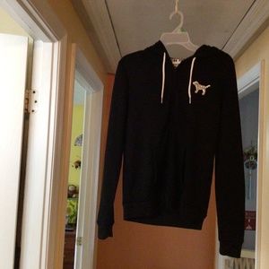 Victoria’s Secret “pink” yoga outfit